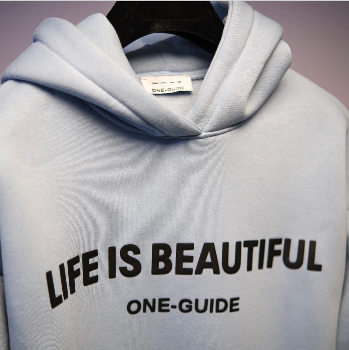 Tracksuit ONE-GUIDE