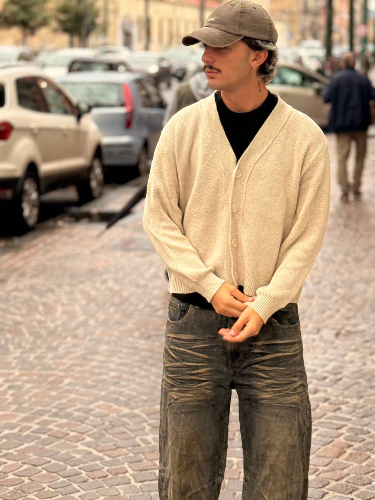 Cardigan Botton One-Guide