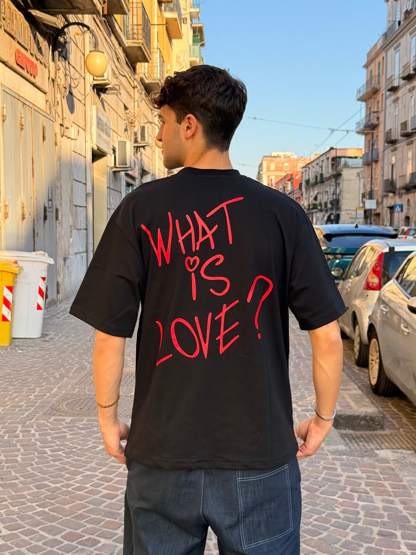 T-shirt What is love ?